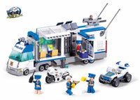 Sluban - Metropolis Invasion The Command Vehicle (Pull Back) - Age 6+