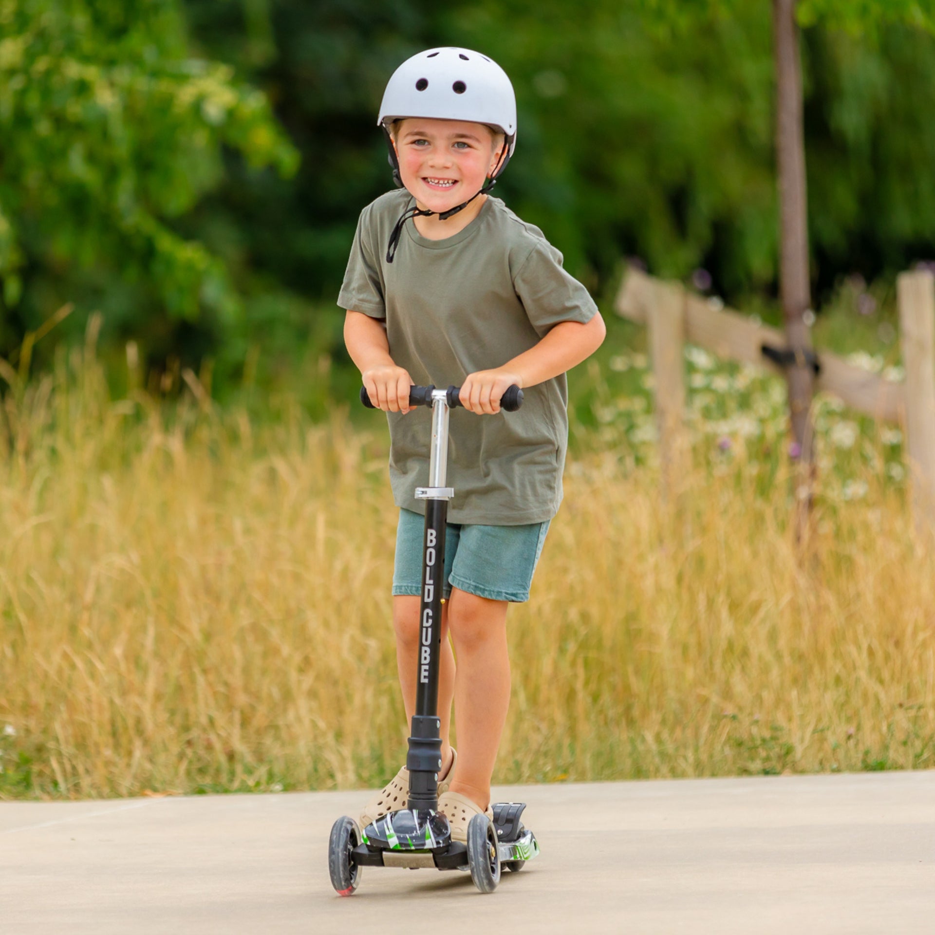 Boldcube - Big 3 Wheel Scooter - Swift Green - Age 5-10