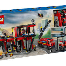 Fire Station with Fire Truck- 843 Pcs - 60414